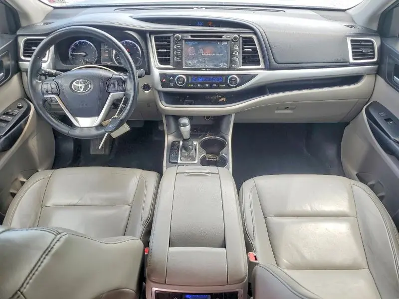 2015 TOYOTA HIGHLANDER XLE  