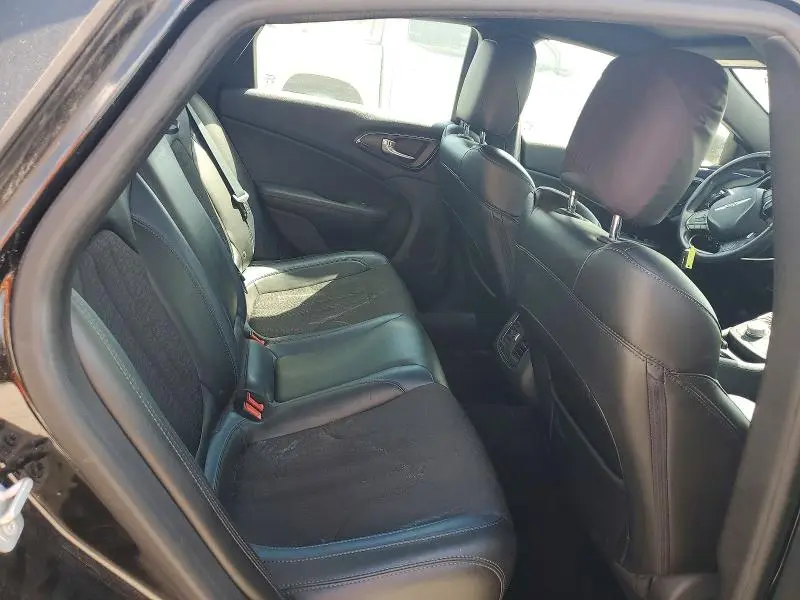 2015 CHRYSLER 200 S  