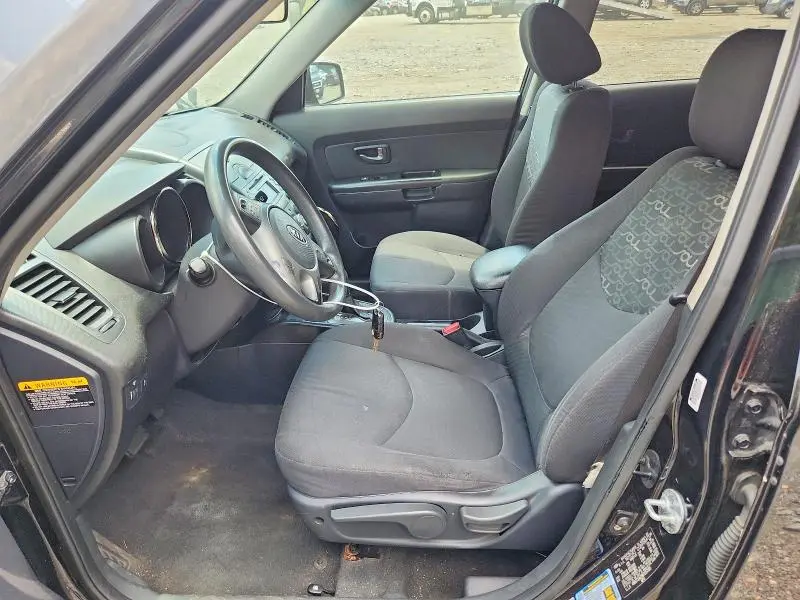 2011 KIA SOUL +  