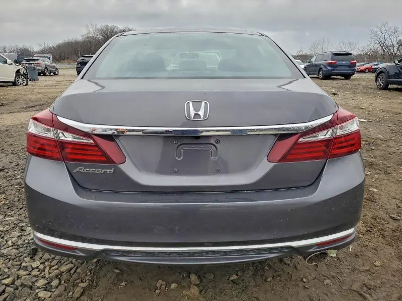 2017 HONDA ACCORD LX  