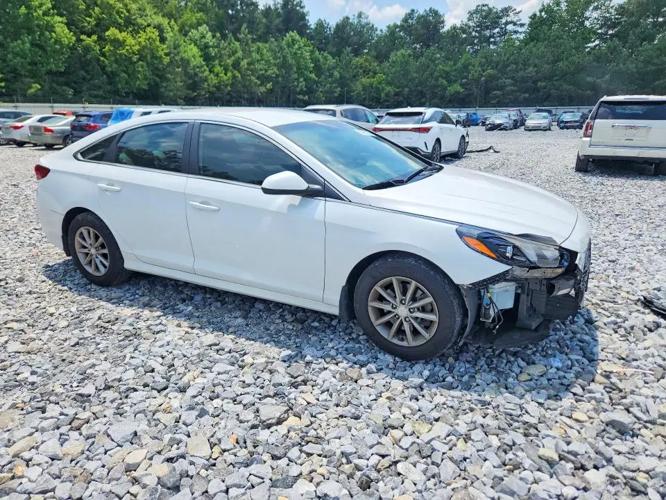 2018 HYUNDAI SONATA SE  