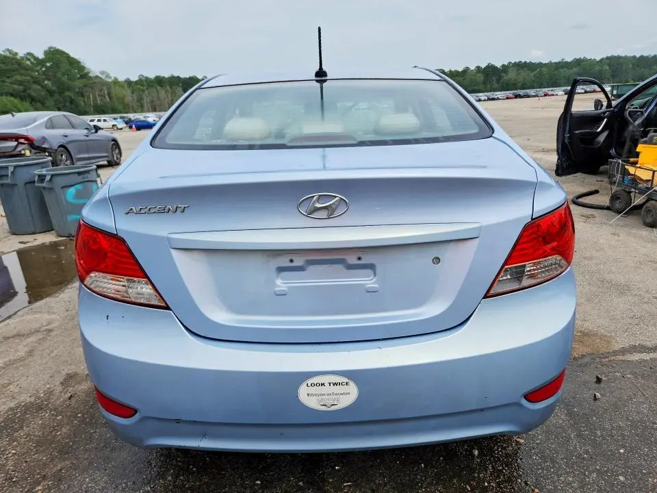 2012 HYUNDAI ACCENT GLS  