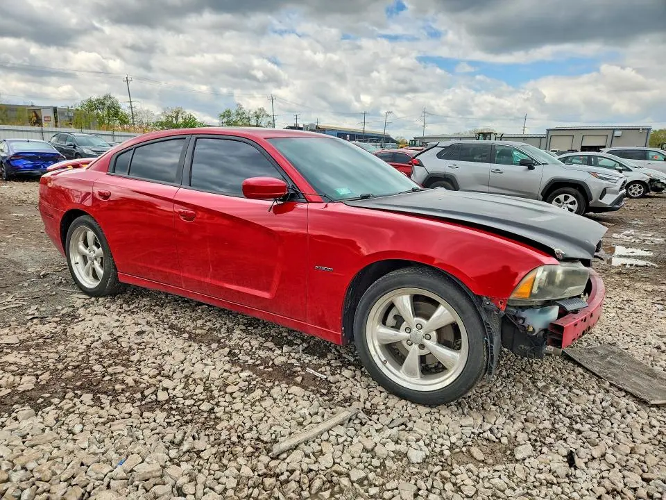 2011 DODGE CHARGER R  