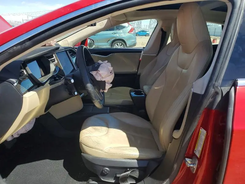 2015 TESLA MODEL S 85  