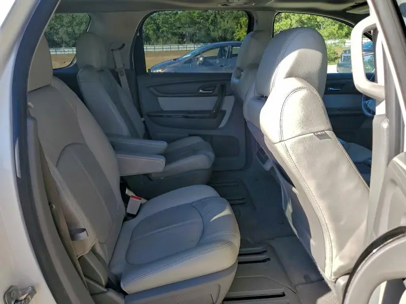 2015 GMC ACADIA SLT-1  