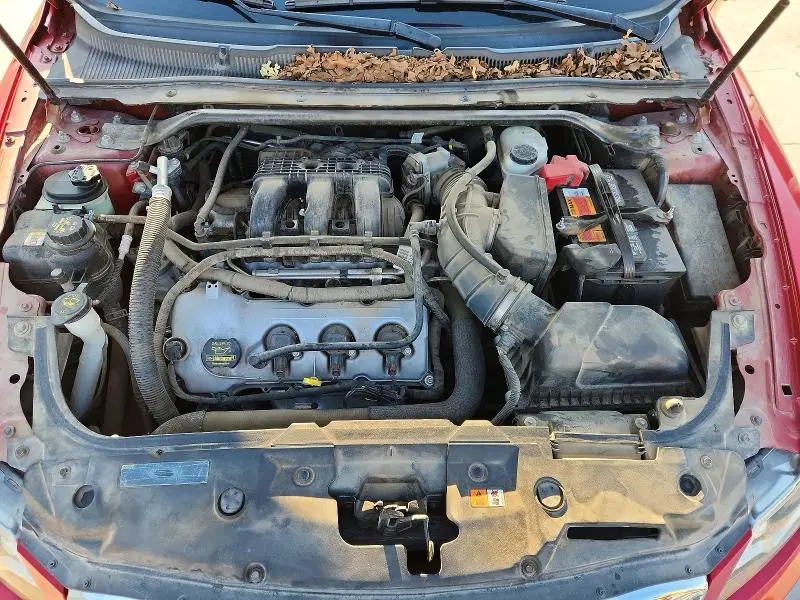2011 FORD TAURUS SEL  