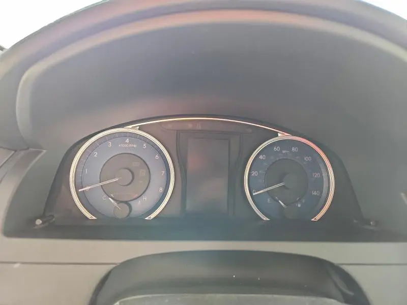 2016 TOYOTA CAMRY LE  