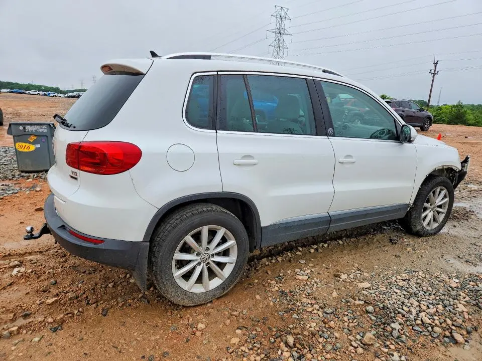 2017 VOLKSWAGEN TIGUAN WOLFSBURG  