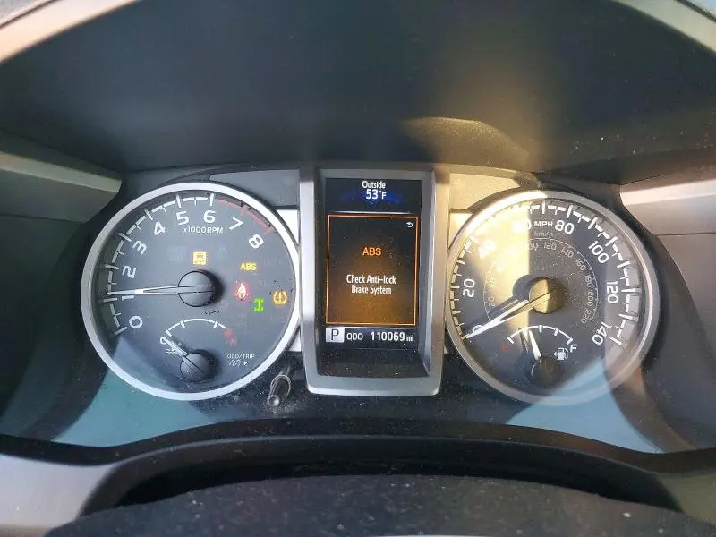 2017 TOYOTA TACOMA SR5 V6  