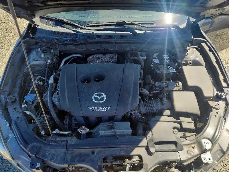 2016 MAZDA 3 TOURING  