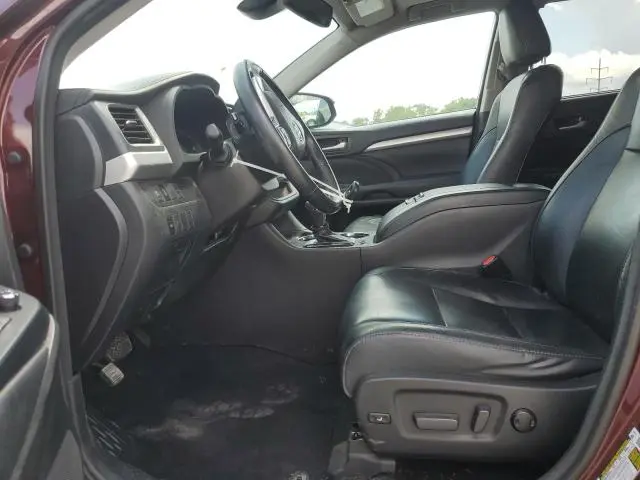 2018 TOYOTA HIGHLANDER SE  