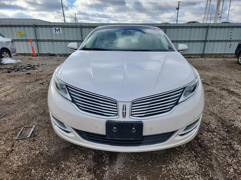 2013 LINCOLN MKZ   
