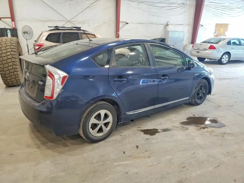 2014 TOYOTA PRIUS TWO  