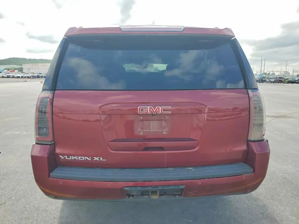 2017 GMC YUKON XL K1500 SLT  