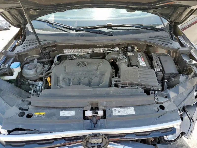 2020 VOLKSWAGEN TIGUAN SE  