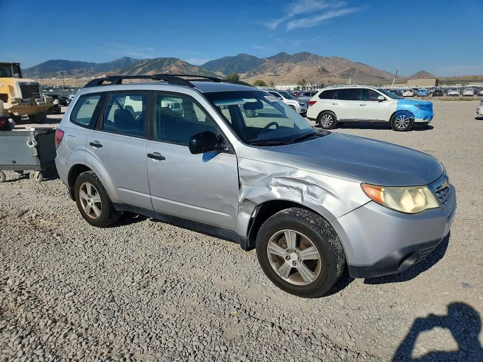 2011 SUBARU FORESTER 2.5X  