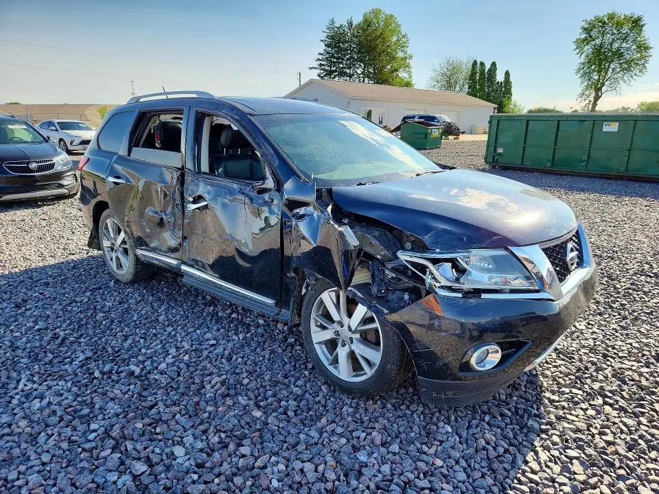 2015 NISSAN PATHFINDER S  