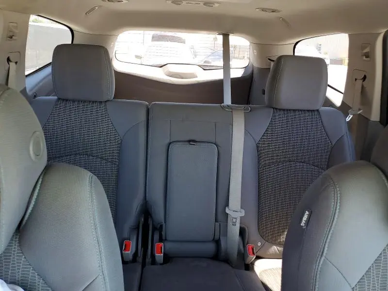 2017 CHEVROLET TRAVERSE LS  