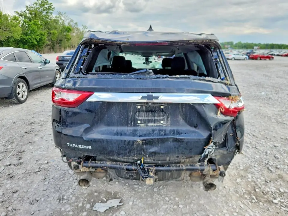 2021 CHEVROLET TRAVERSE LS  