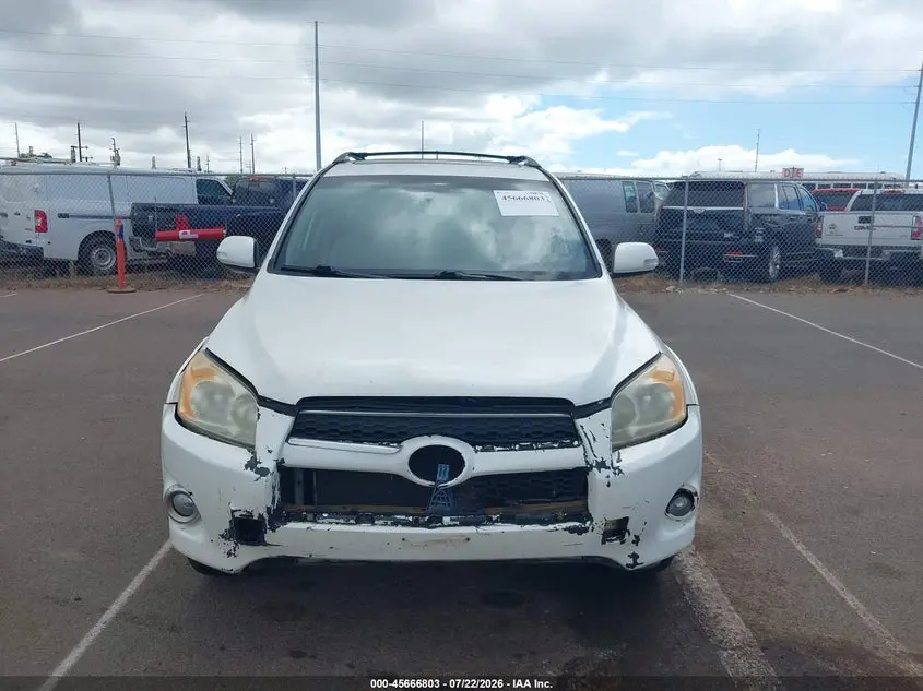 2011 TOYOTA RAV4 LIMITED