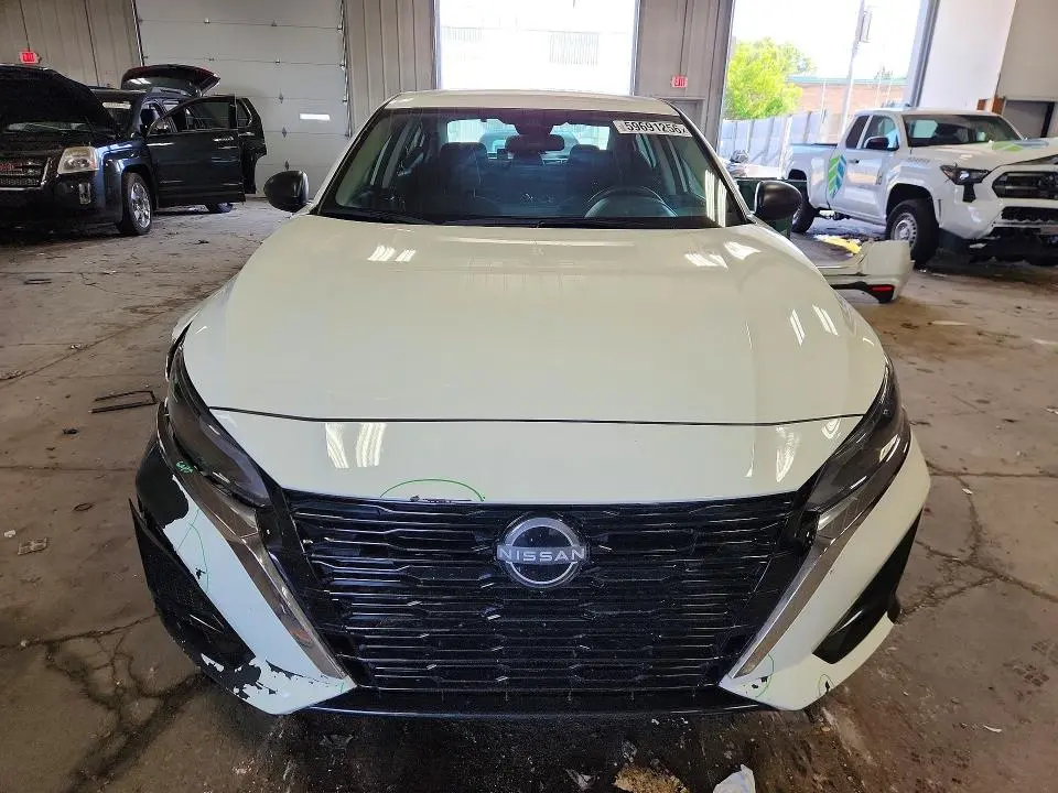 2024 NISSAN ALTIMA S  