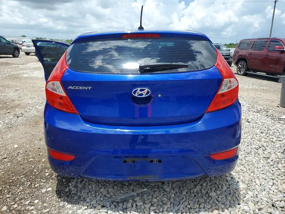 2013 HYUNDAI ACCENT GS  