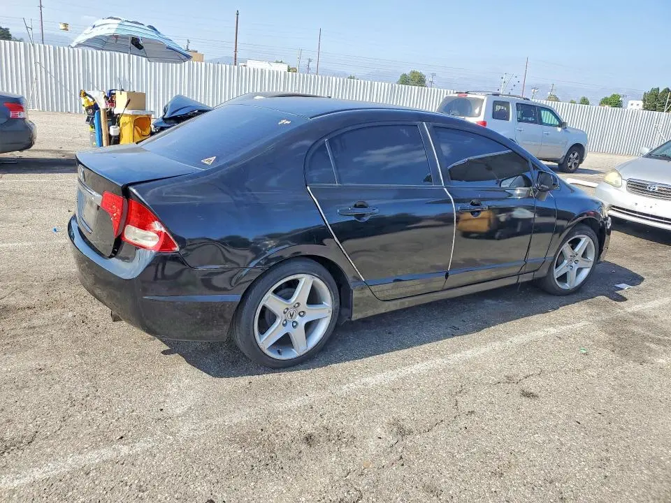 2011 HONDA CIVIC LX  