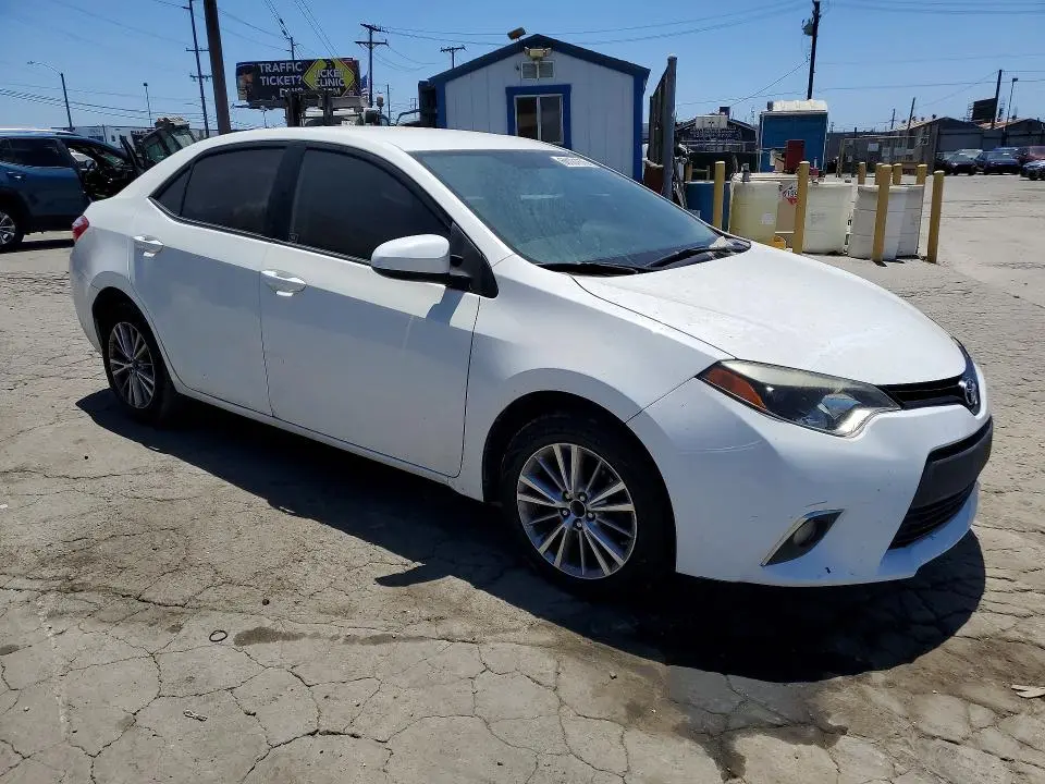 2014 TOYOTA COROLLA LE PLUS  