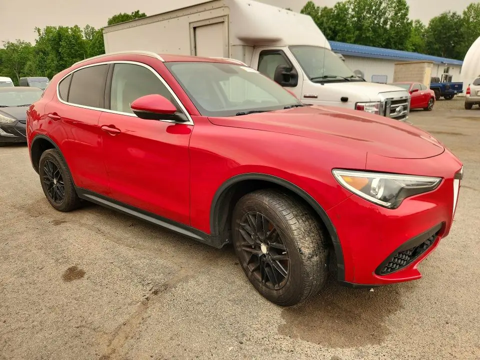 2018 ALFA ROMEO STELVIO   