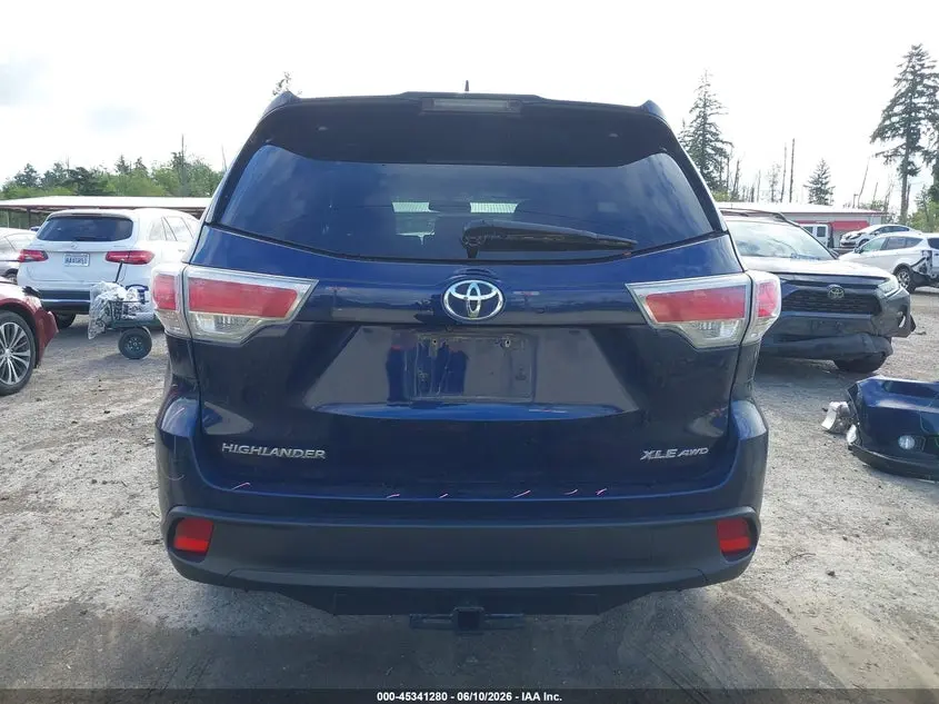 2015 TOYOTA HIGHLANDER XLE V6