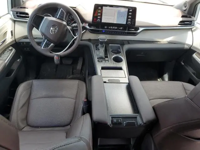 2024 TOYOTA SIENNA LIMITED  