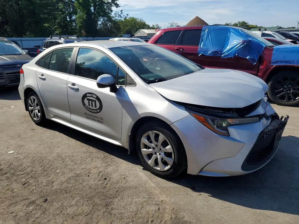 2022 TOYOTA COROLLA LE  