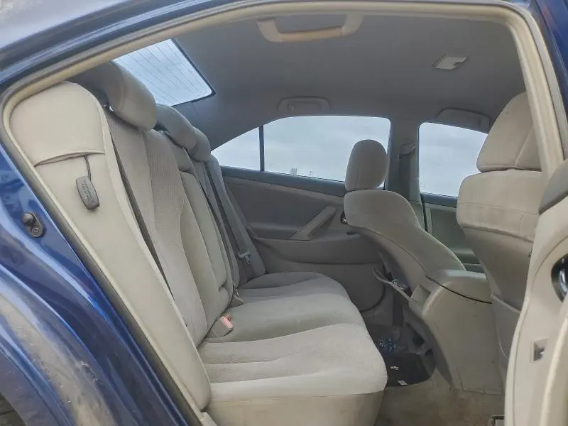 2011 TOYOTA CAMRY BASE  