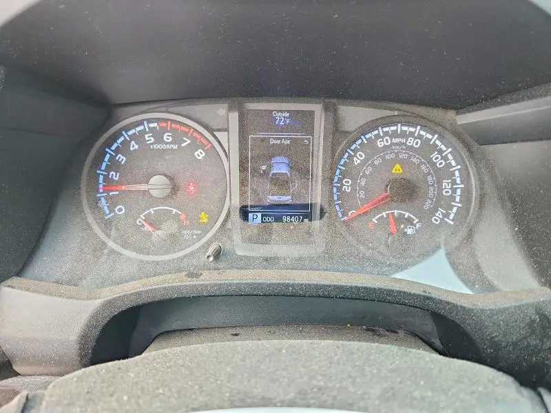 2020 TOYOTA TACOMA SR  