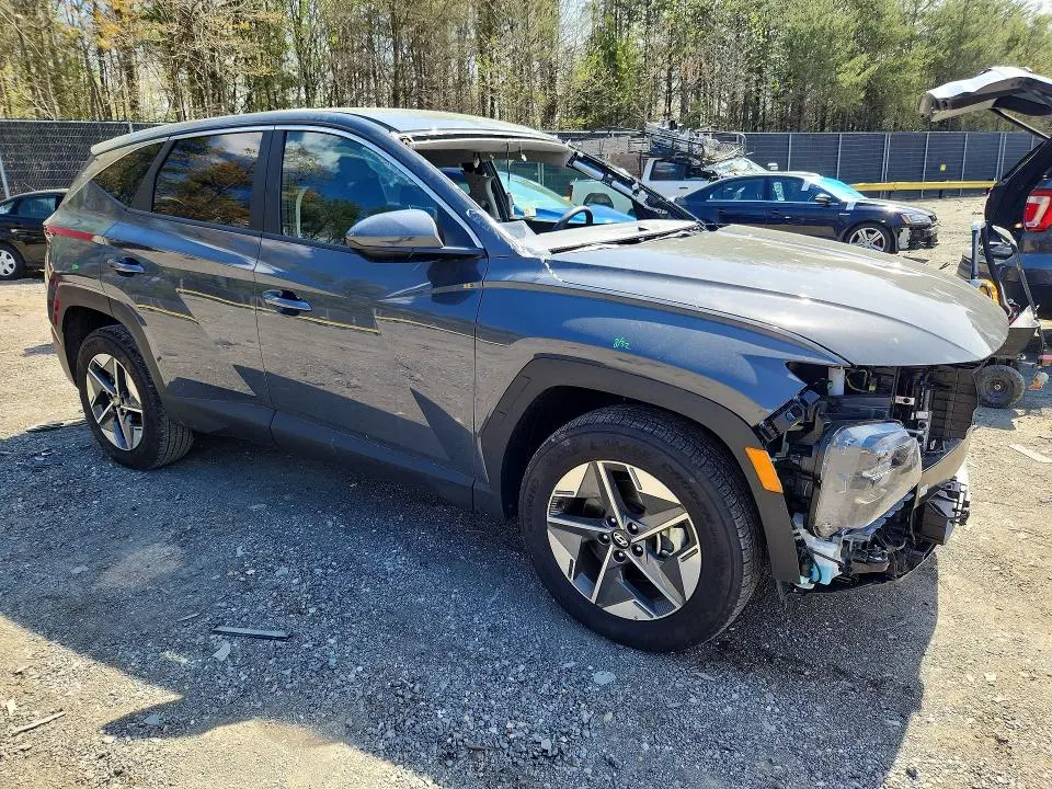 2025 HYUNDAI TUCSON SEL  