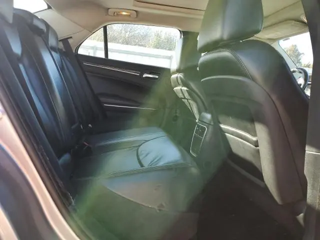 2016 CHRYSLER 300 LIMITED  