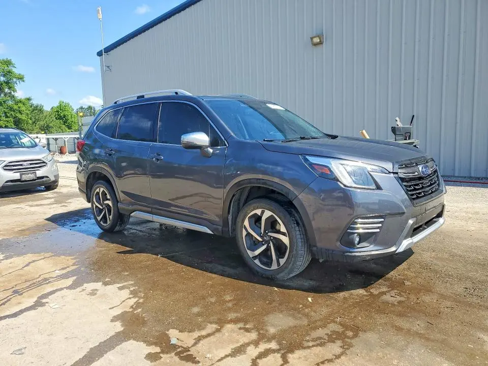 2022 SUBARU FORESTER TOURING  