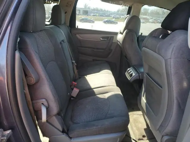 2014 CHEVROLET TRAVERSE LS  