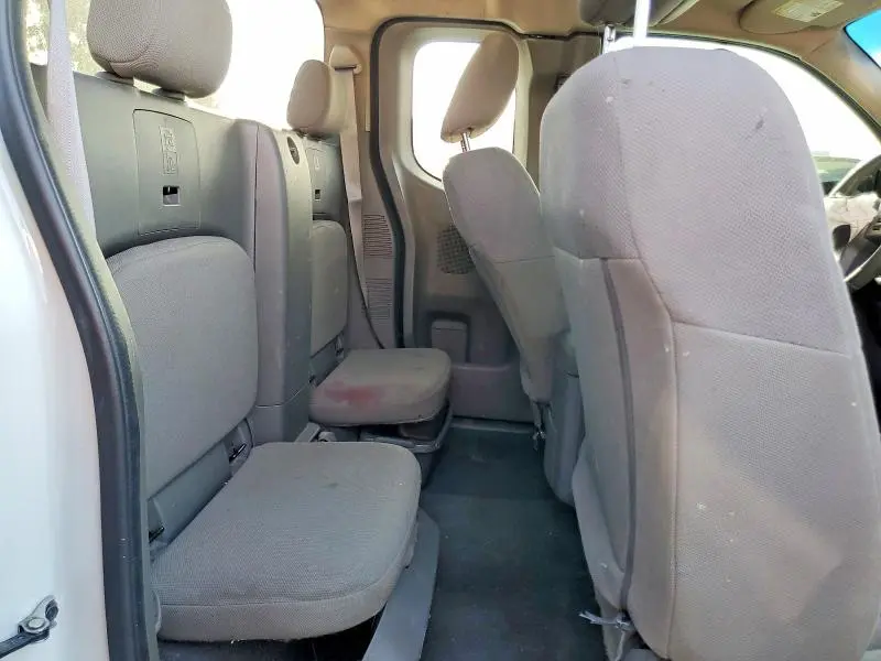 2019 NISSAN FRONTIER S  