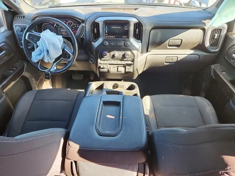 2020 CHEVROLET SILVERADO K1500 LT  