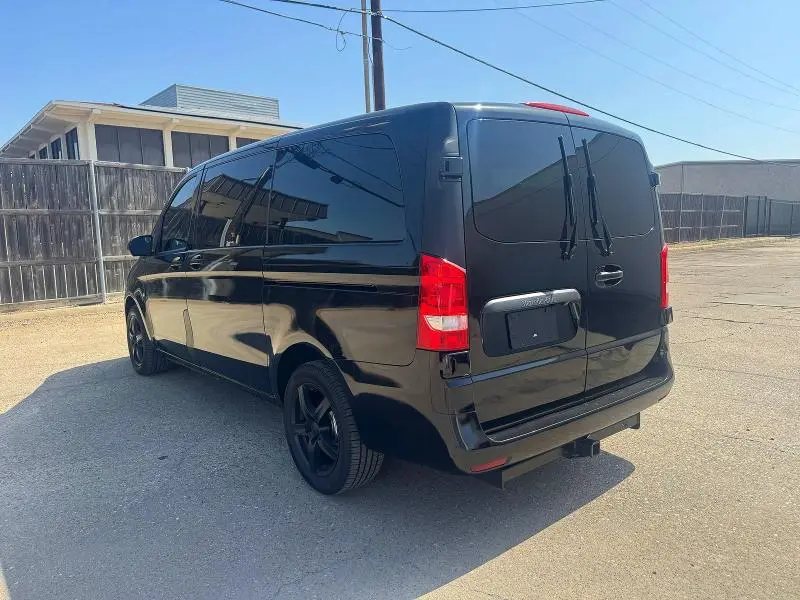 2019 MERCEDES-BENZ METRIS   