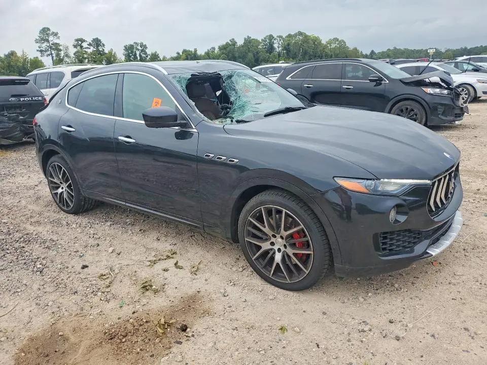 2017 MASERATI LEVANTE S LUXURY  