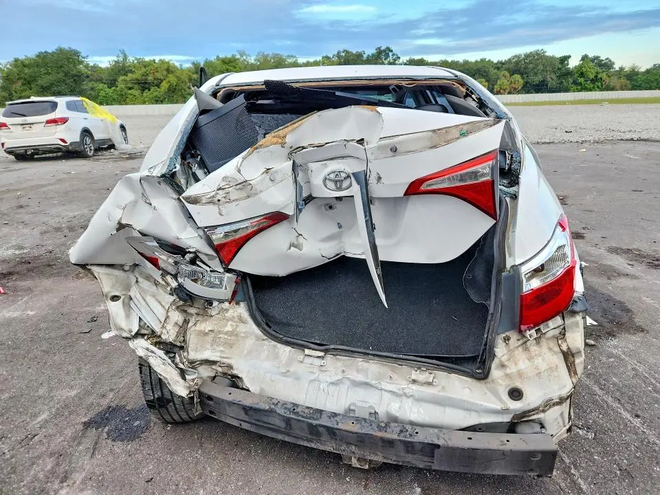 2014 TOYOTA COROLLA S  