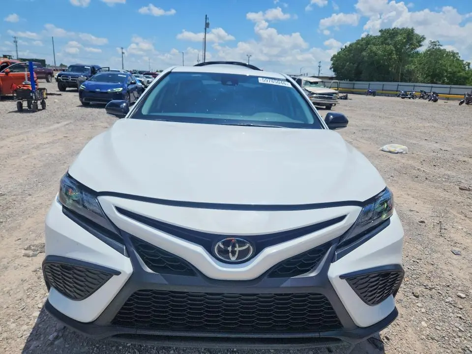 2024 TOYOTA CAMRY SE NIGHTSHADE  
