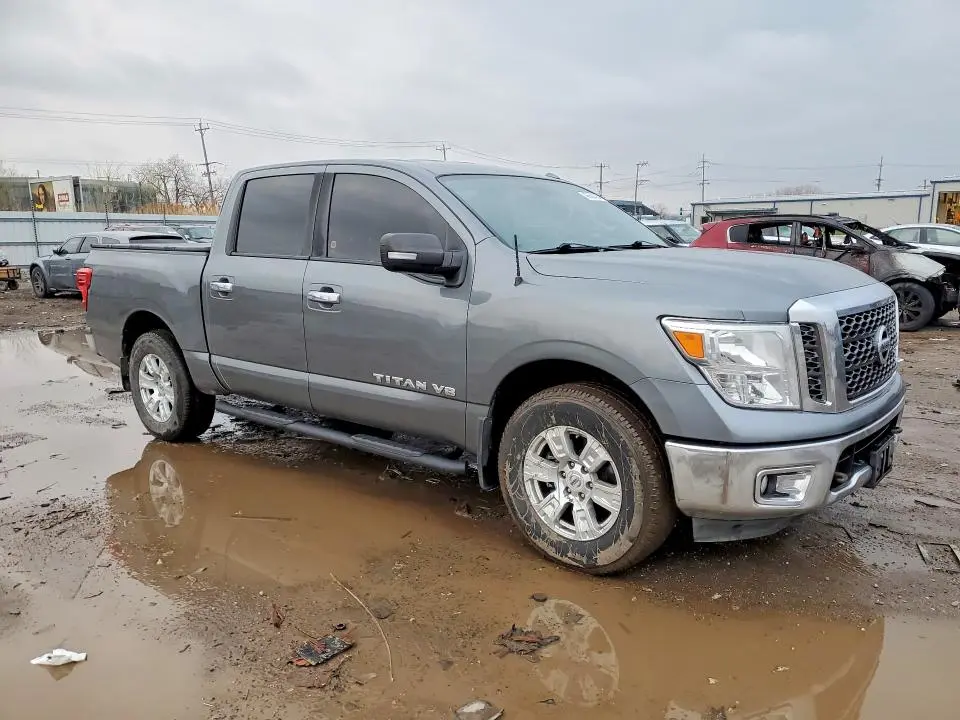 2018 NISSAN TITAN S  