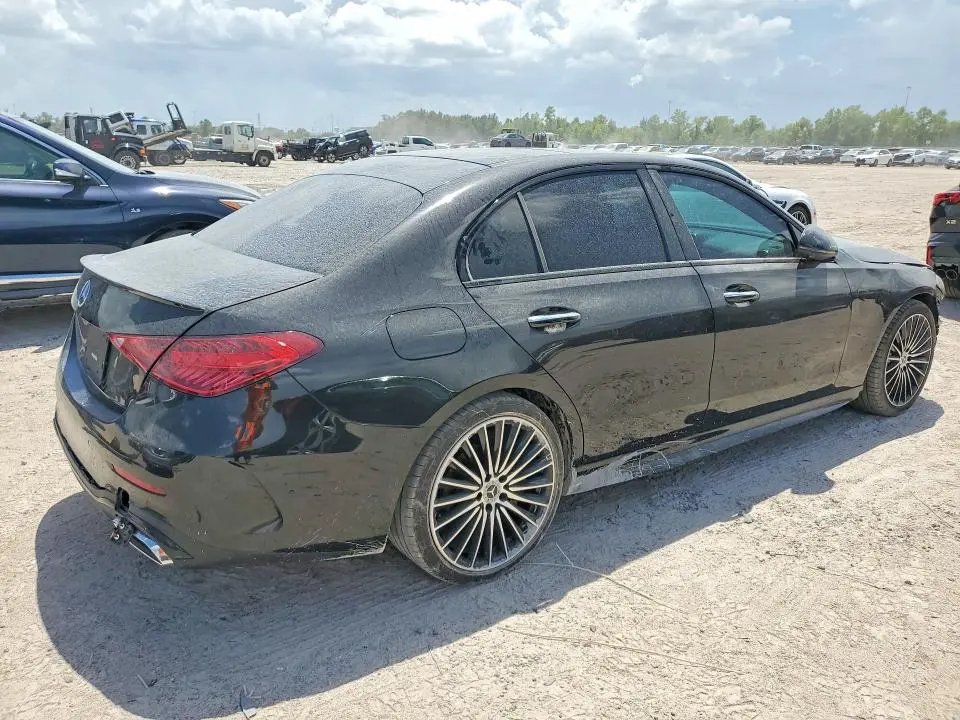 2025 MERCEDES-BENZ C 300  