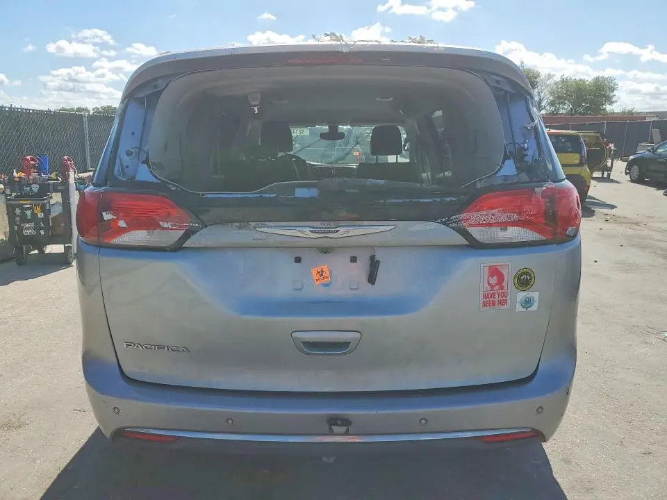 2019 CHRYSLER PACIFICA TOURING L  