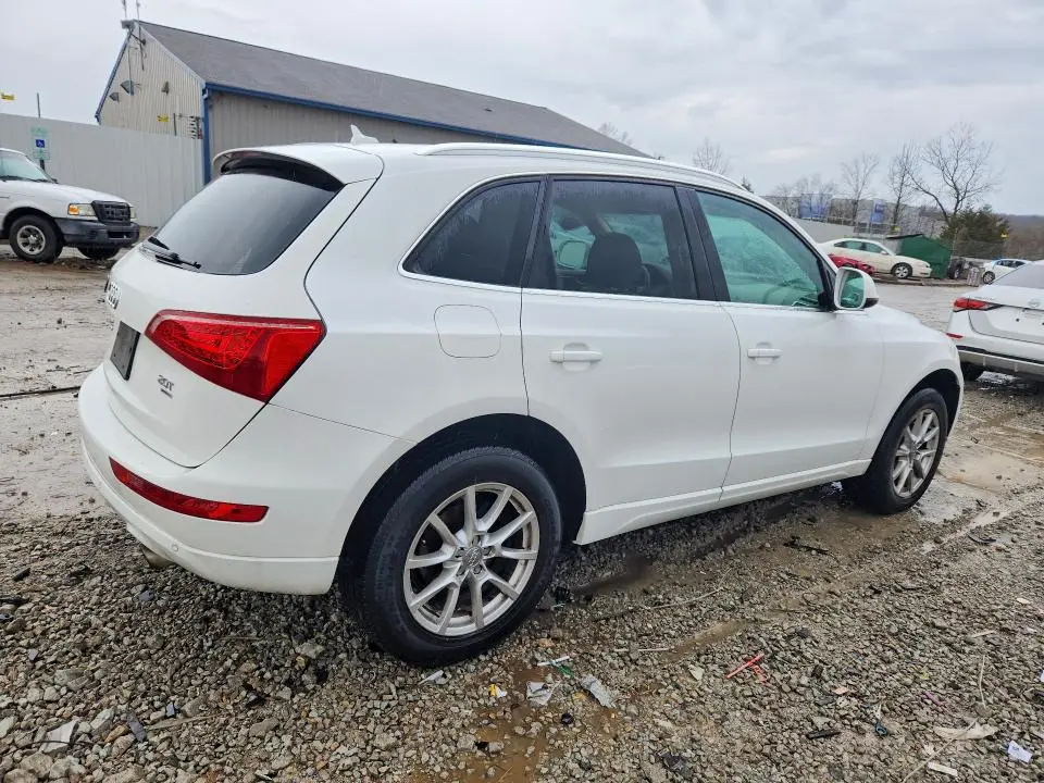 2011 AUDI Q5 PREMIUM PLUS  