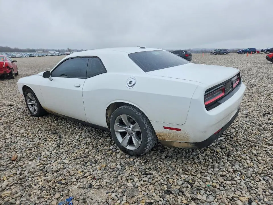 2016 DODGE CHALLENGER SXT  