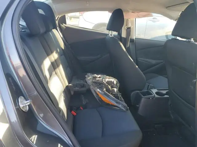 2019 TOYOTA YARIS L